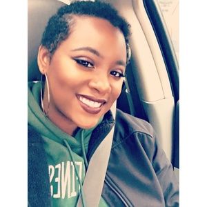 Meet your Posher, Ataya